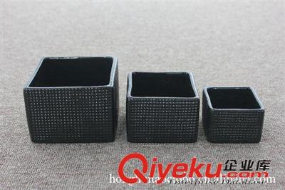 陶瓷工廠批發 西式 日式 中溫陶瓷 浮雕方格 蠟燭碟 蠟燭器皿-潮安縣鳳塘鎮鴻暉陶瓷廠提供陶瓷工廠批發 西式 日式 中溫陶瓷 浮雕方格 蠟燭碟 蠟燭器皿的相關介紹、產品、服務、圖片、價格潮安縣鳳塘鎮鴻暉陶瓷廠、園林花盆;時尚簡約花盆;陶瓷工藝品;日用陶瓷;灌蠟燭陶瓷;陶瓷迷你小花盆